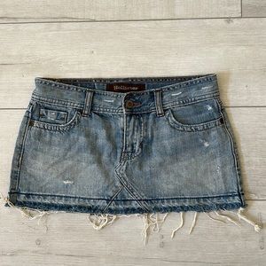 Y2K mini denim skirt